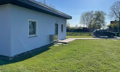 Hausansicht Parkplatz