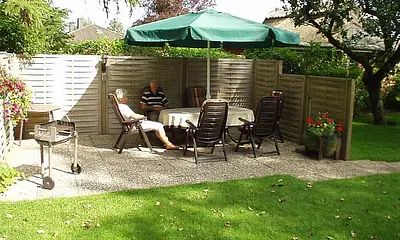 eine von drei Terrassen auf unserem Grundstück