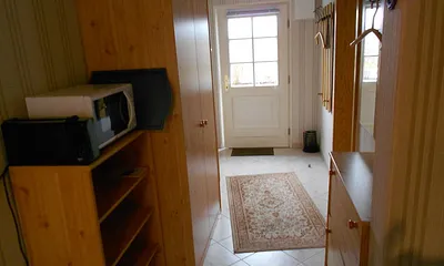 Eingang mit Garderobe