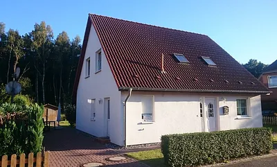 Parkmöglichkeit und separater Eingang