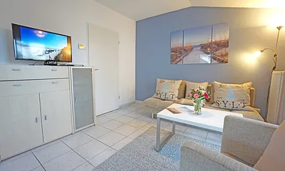 Wohnzimmer mit Schlafcouch