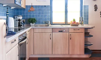 Wasserkocker, Toaster und Kaffeemaschine sind natürlich auch vorhanden.