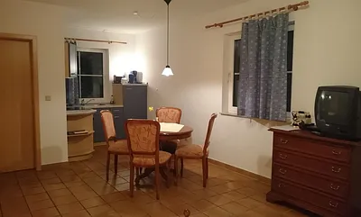 Küchenzeile und Essecke