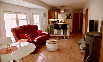 Das " kleine" Niedliche  mit Sauna, Wintergarten, 2-Zimmer-Ferienwohnung (Unten)