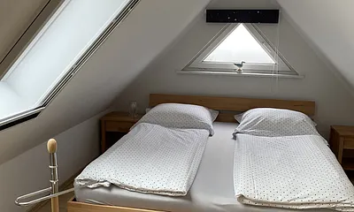 Schlafzimmer 2