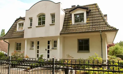Wohnhaus mit Einliegerwohnung 