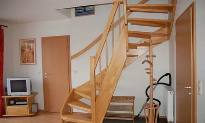 Treppe zum oberen Wohn-/Schlafbereich