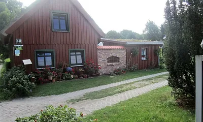 Außenansicht mit Blick in den Hof