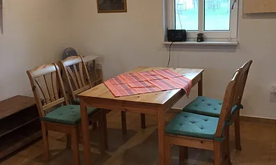 Essplatz für 4 Personen in gemütlicher Küche