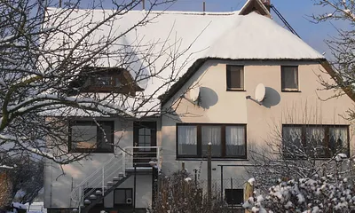 Lowkas Haus im Winter