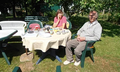 Erholung beim Früstück im Garten mit Blibk auf den Bodden