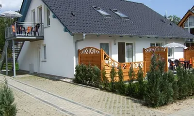 Haus Bienchen, Balkonwohnung