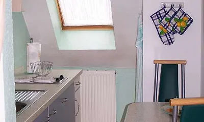 Blick in die kleine Küche