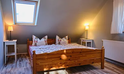 Doppelbett im Schlafzimmer