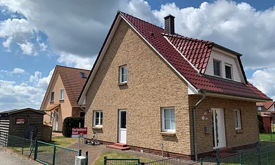 Ferienhaus Kuvi mit zwei Parkplätzen & Fahrradschuppen