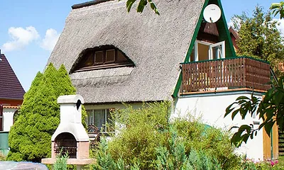 Urlaub zwischen Reet, Garten und der besonderen Ruhe am Bodden.