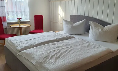 Schlafzimmer 2