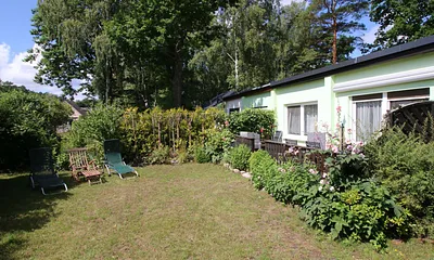 Ferienhaus Gartenseite