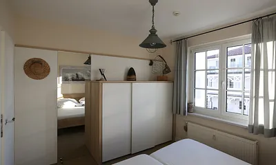 Schlafzimmer 2