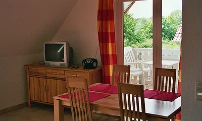 Essbereich DG mit Blick auf Loggia