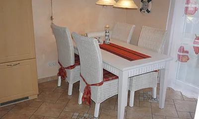 Gemütliche Eßecke - Treffpunkt für die ganze Familie