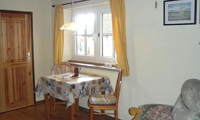 Blick zum Eingang vom Schlafbereich aus