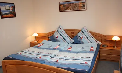 Schlafzimmer "1"  