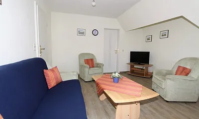Ferien unterm Reetdach, 2-Zimmer-Ferienwohnung (oben groß)