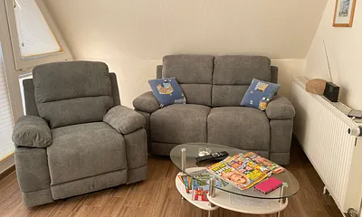 Ferien unterm Reetdach, Studio (Studio)