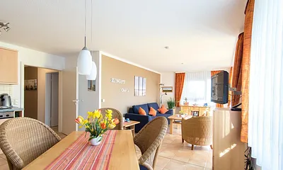 Essbereich mit Küchenzeile