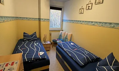 Schlafzimmer 2