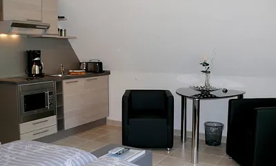 "Haus am Wall"  10 Fewo idyllisch gelegen, 1-Zimmer-Ferienwohnung (Wohnung 9)