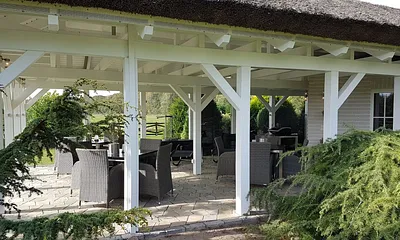  überdachte Grillplatz am Saunagebäude