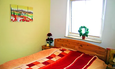 Schlafzimmer 2