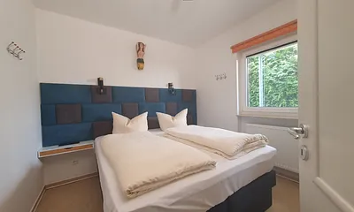 Schlafzimmer 2
