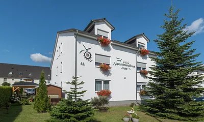 Vorderseite vom Haus