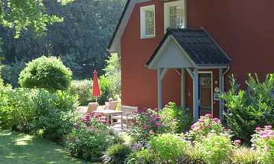 Gartenansicht der Ferienwohnung Silbermöwe zur alleinigen Nutzung