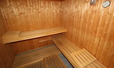 Sauna im Haus (Keller)