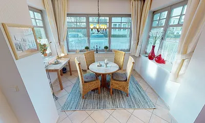 Wohnzimmer mit Essecke