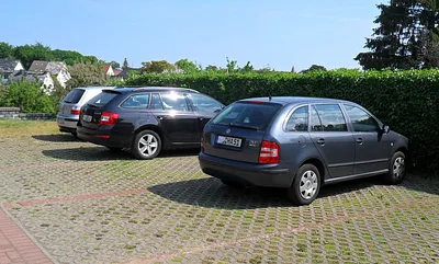 kostenfreier PKW-Stellplatz am Haus
