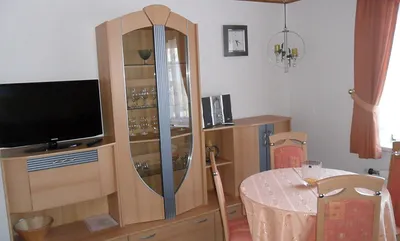 Wohnzimmer mit Essecke