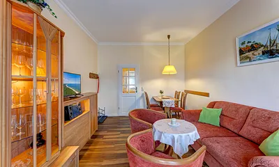 Wohnzimmer mit Schlafcouch