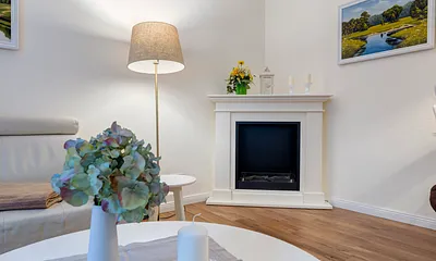 Wohnzimmer mit Ethanolkamin