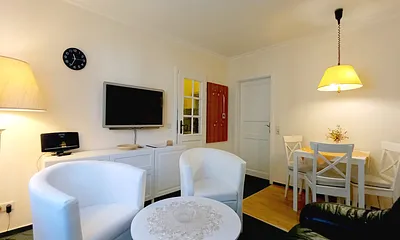 Wohnzimmer mit Essplatz