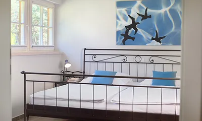 Schlafzimmer 1