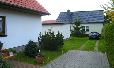 Sie sehen unser Haus, Ihr Ferienhaus mit dem Parkplatz