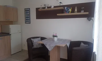 Sitzgruppe im Wohn-Küchenbereich 