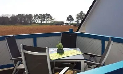 Sonnenterrasse Terrasse mit Blick auf den Zickersee und die Ostsee/Greifswalder Bodden.