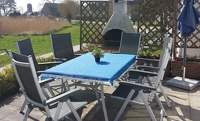 Sonnenterrasse mit Blick auf Zicker See