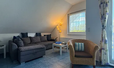 Wohnbereich mit Schlafcouch